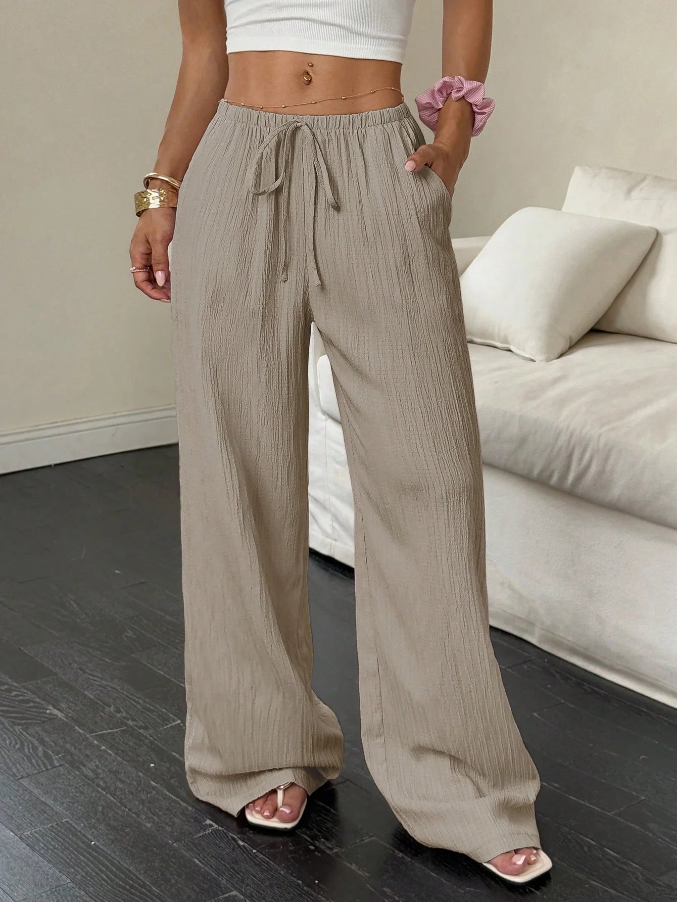Straight leg floor length pants with European and American temperament