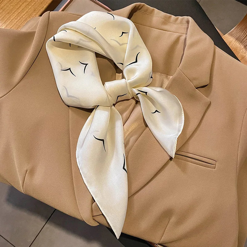 Luxury Imitation Silk Scarf Black And White Striped Head Wrap For Women Multifunction Silk Feeling Neckerchief
