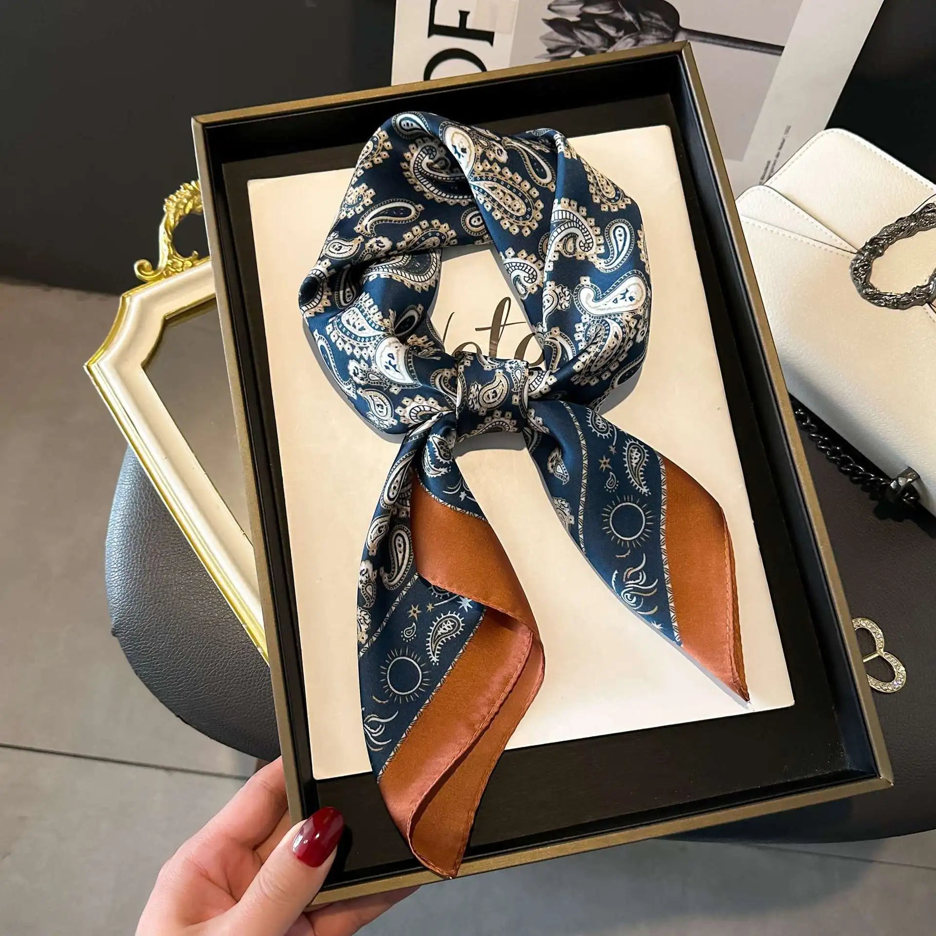 Luxury Imitation Silk Scarf Black And White Striped Head Wrap For Women Multifunction Silk Feeling Neckerchief