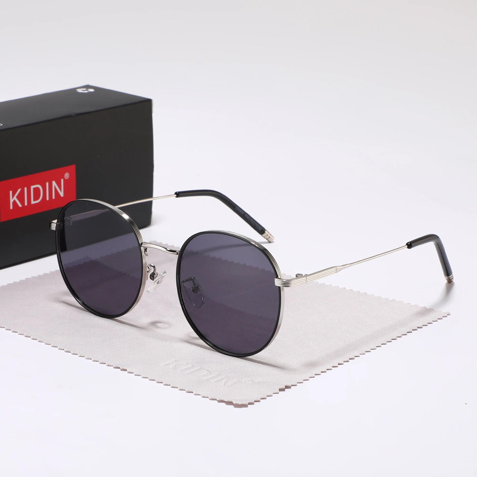 Luxury Oversized Sunglasses Metal Round Glasses UV400 Womens Vacation Style Sunglasses Daily Outfit Summer Travel Sunglasses