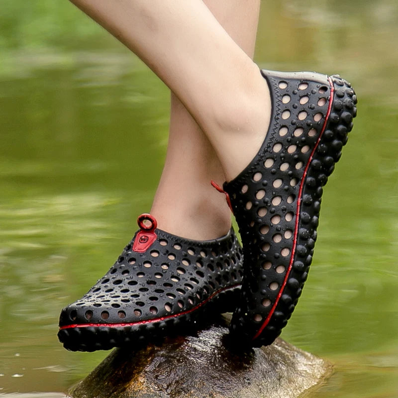 Men Outdoor Light Aqua Shoes Beach Shoes Multi-functional Breathable Sandal