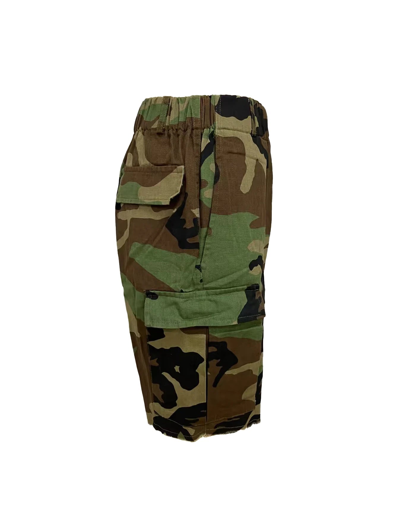 Women's Camouflage Printed Rubber Waist Shorts with Multi Pockets Casual Loose Fit Military Style Polyester Elastane Shorts
