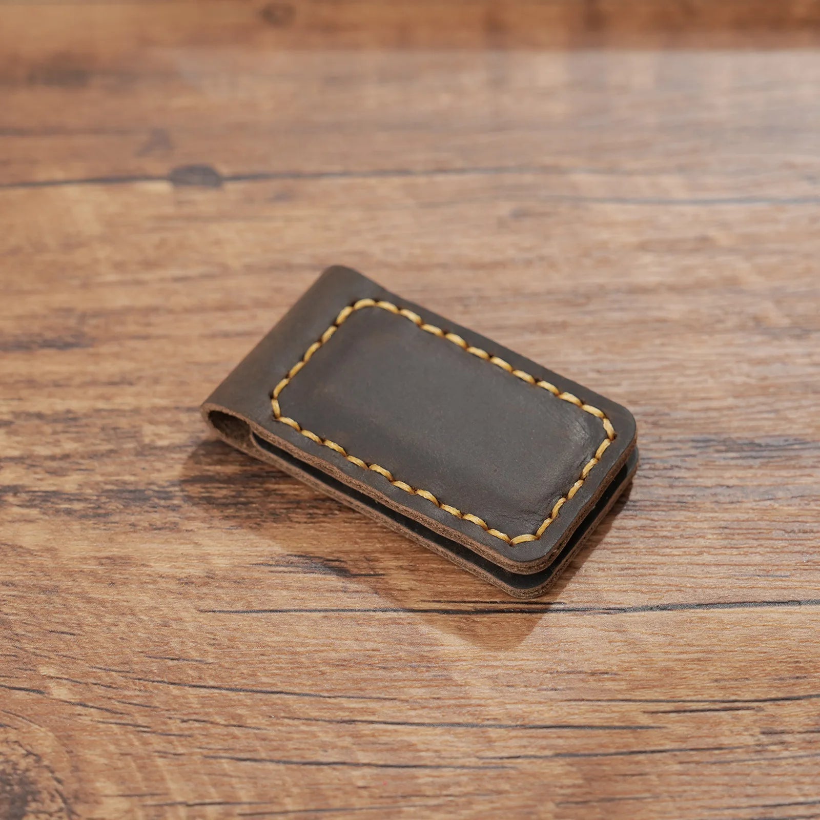 Genuine Leather Money Clips Mini Wallets for Men Slim Front Pocket Magnetic Banknote Clip Minimalist Retro Men's Small Purses