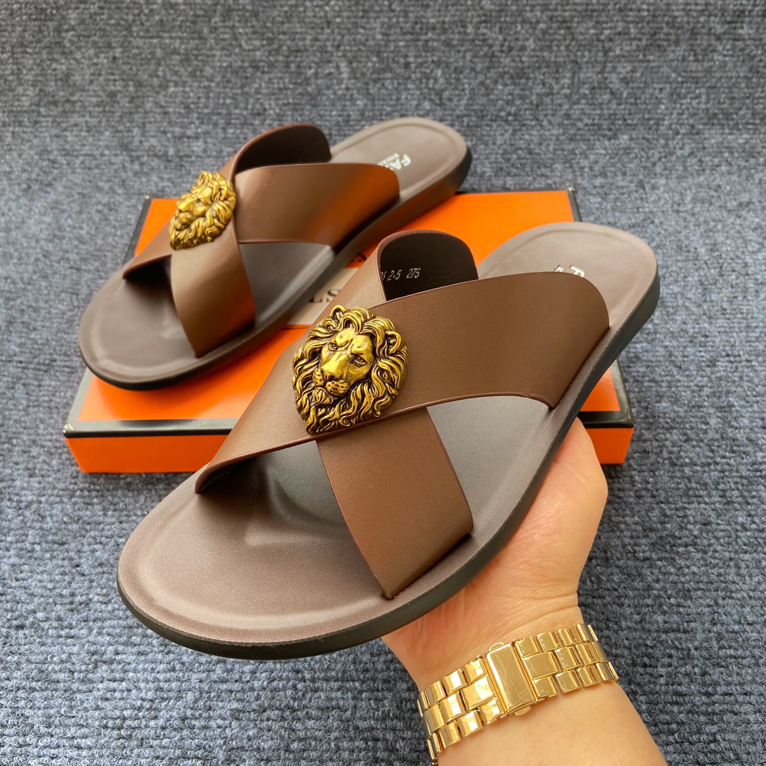 Leather slides for man black brown fashion shoes for mens slippers business beach slippers