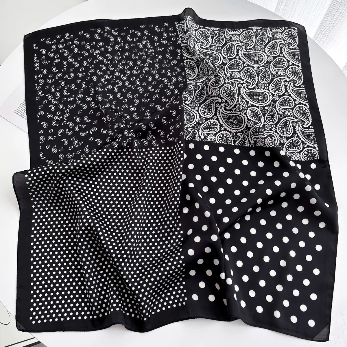 Retro Horse Print Neckerchief 70*70cm Green Square Scarf Women’s Breathable Imitation Silk Bandannas