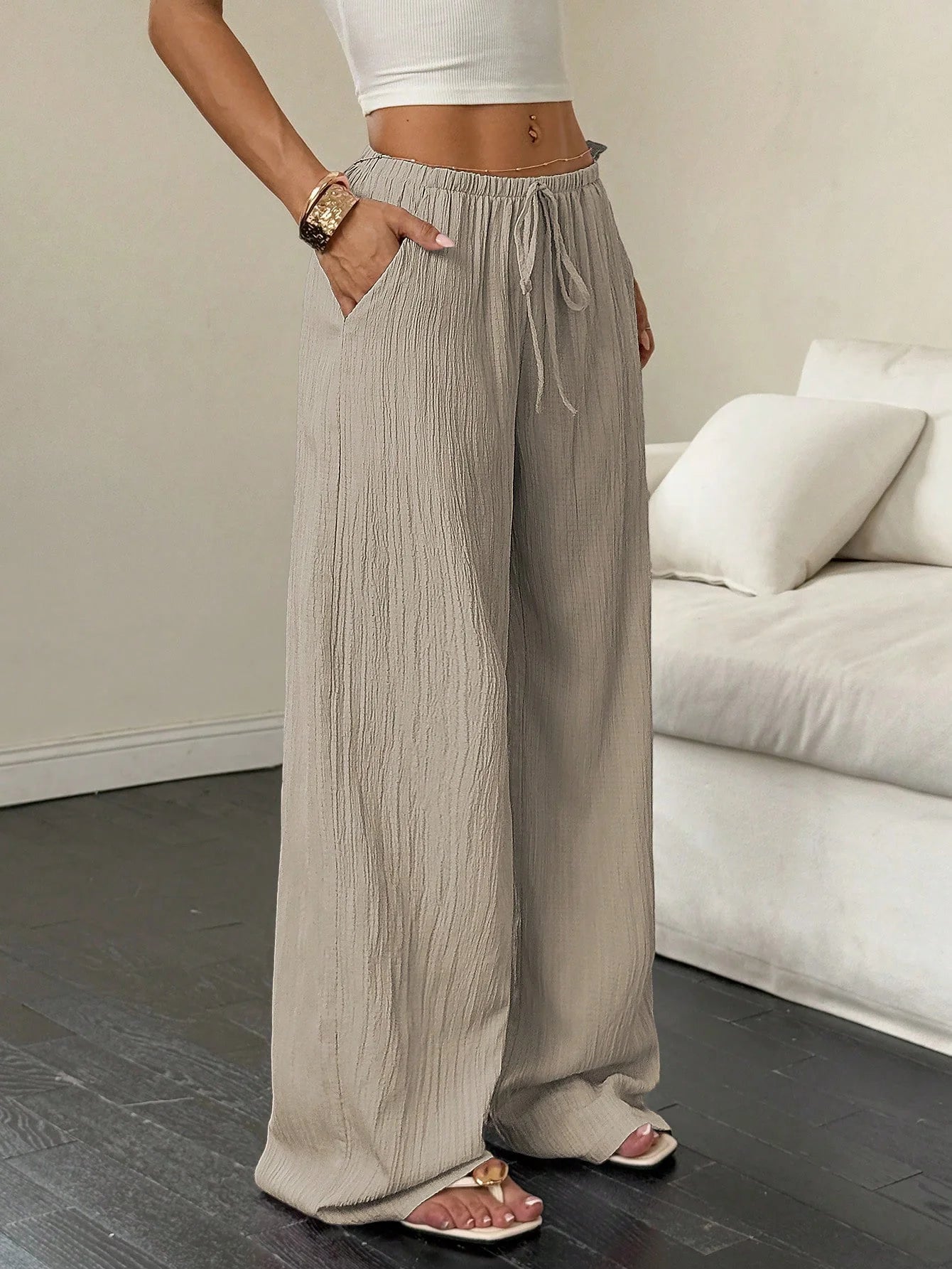 Straight leg floor length pants with European and American temperament
